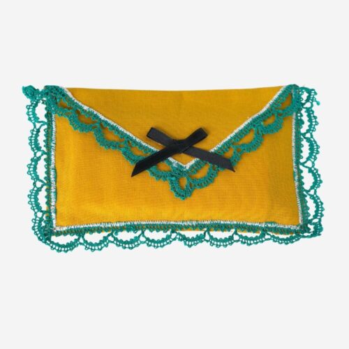 Porta pañuelos Desierto en color mostaza con Encaje de Camariñas turquesa | Ondas do Mar